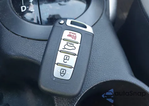 2013 Hyundai Veloster Turbo W/Black from USA, damaged, VIN KMHTC6AE7DU142860